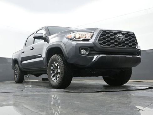 Used 2023 Toyota Tacoma TRD Off-Road AWD/4WD image 9