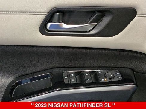 Certified 2023 Nissan Pathfinder SL w/ Lighting Package (N92) FWD image 17