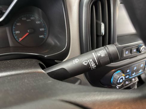 Used 2018 Chevrolet Colorado W/T w/ WT Convenience Package AWD/4WD image 15