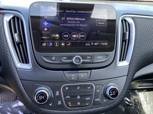 Used 2023 Chevrolet Malibu LT FWD image 12