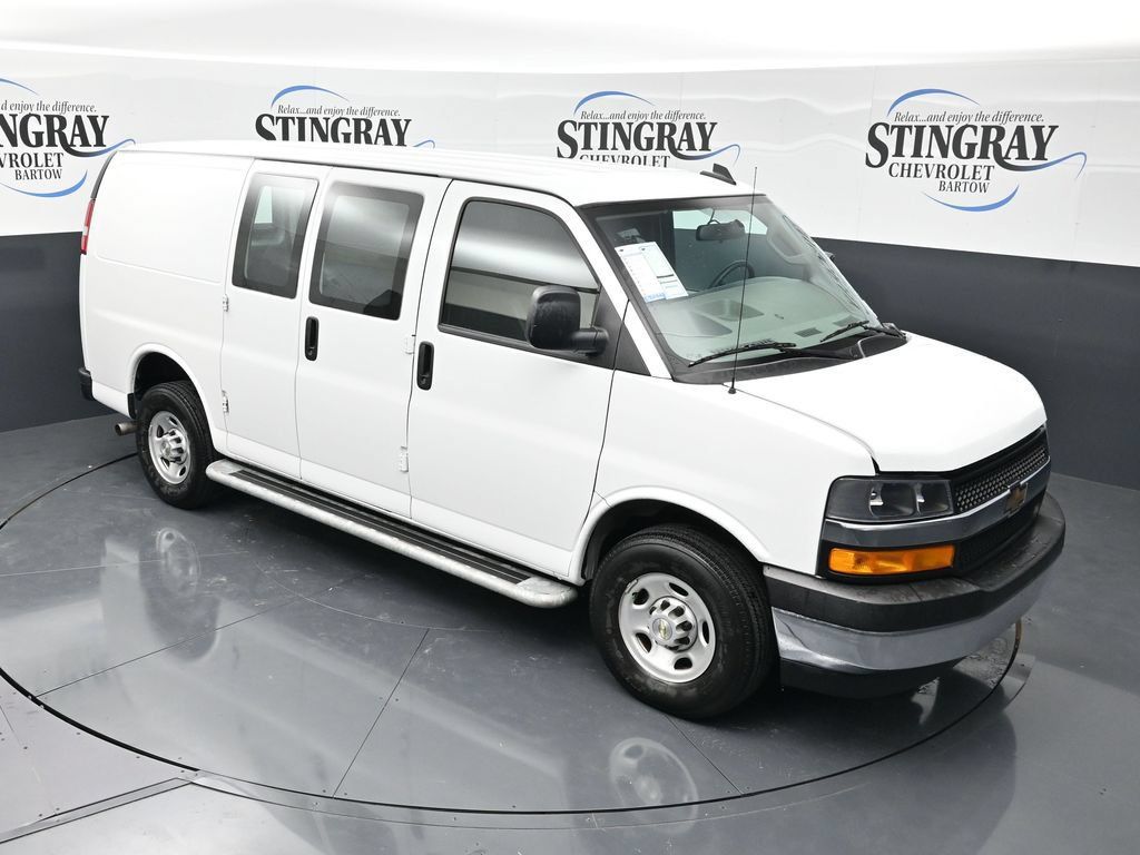 Used 2025 Chevrolet Express 2500 w/ Driver Convenience Package RWD image 18