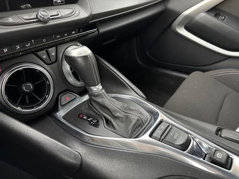 Used 2016 Chevrolet Camaro SS RWD image 19