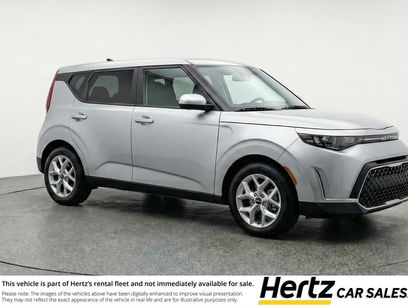 Used 2025 Kia Soul LX w/ LX Technology Package