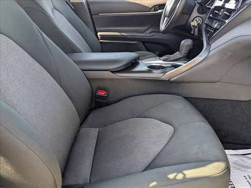 Used 2024 Toyota Camry LE image 19