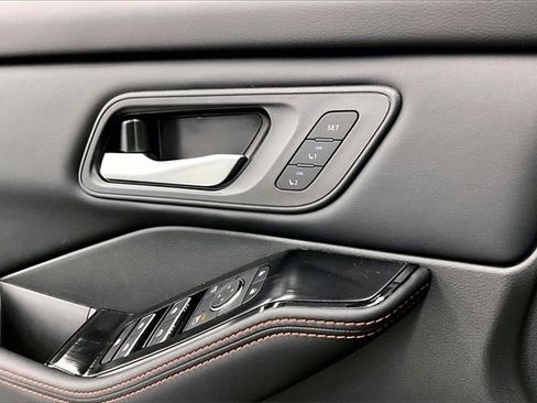 New 2026 Nissan Rogue SV image 30