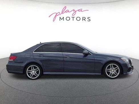 Used 2016 Mercedes-Benz E 350 4MATIC Sedan image 4
