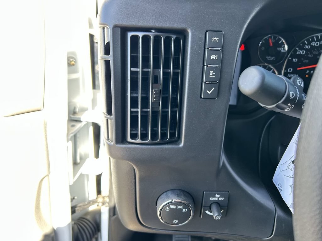 New 2025 GMC Savana 3500 LS RWD image 17