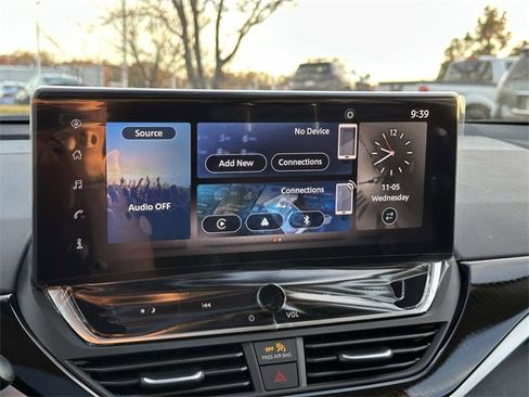 New 2025 Nissan Altima 2.5 SR w/ SR Premium Package image 20