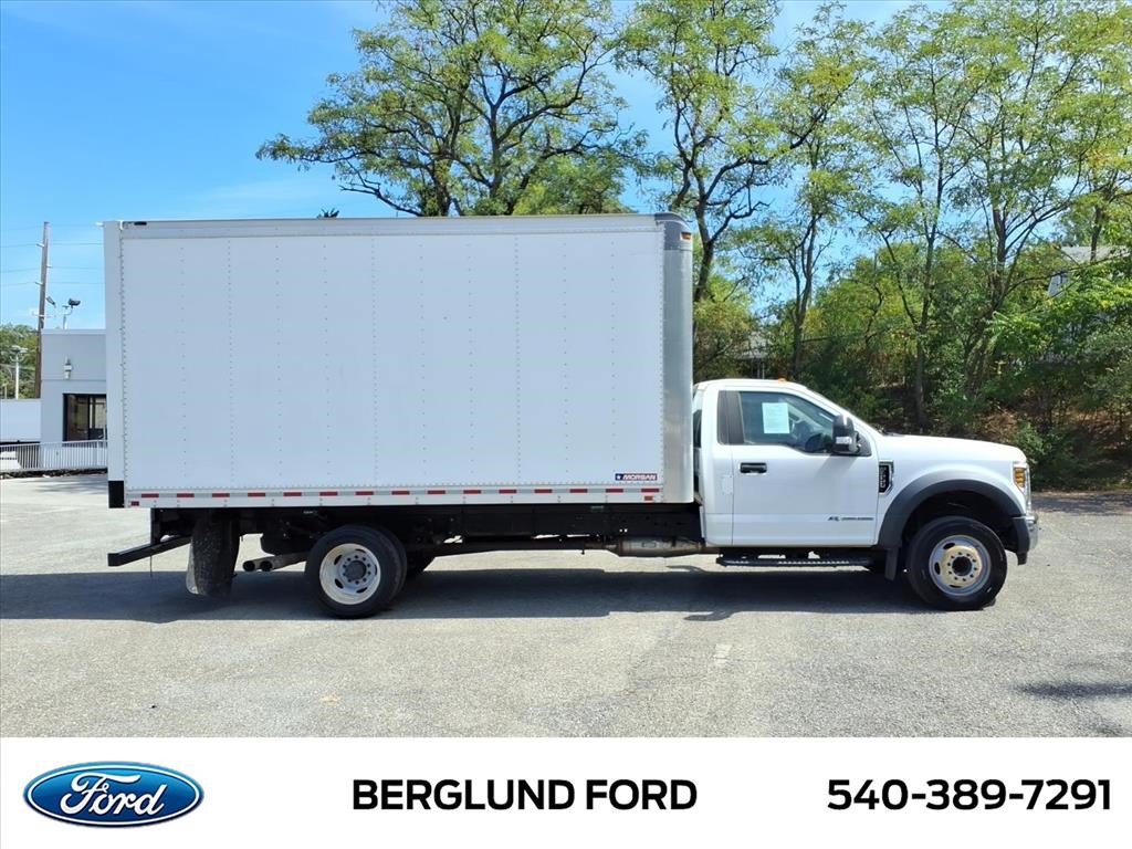 Used 2019 Ford F550 2WD Regular Cab Super Duty image 4