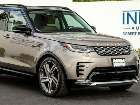 Certified 2025 Land Rover Discovery Metropolitan Edition AWD/4WD image 5