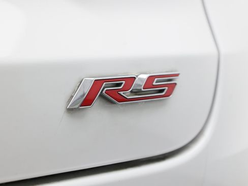 Used 2024 Chevrolet Trax RS FWD image 12