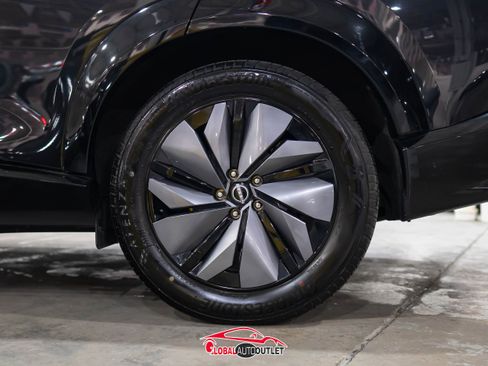 Used 2023 Nissan Ariya AWD image 12