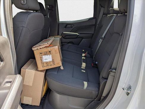 New 2025 Chevrolet Colorado Trail Boss w/ Midnight Edition image 14