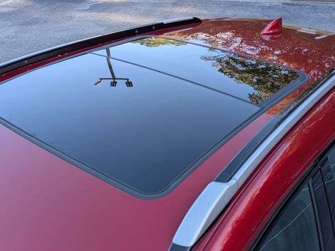 Used 2022 Chevrolet Bolt EUV Premier w/ Sun & Sound Package image 14