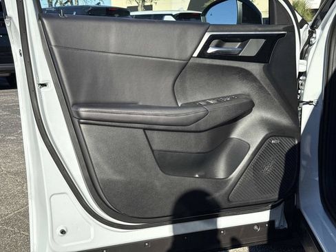 New 2026 Mitsubishi Outlander AWD image 18