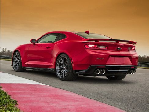Used 2018 Chevrolet Camaro ZL1 RWD image 1