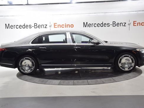 Used 2024 Mercedes-Benz Maybach S 580 4MATIC image 6