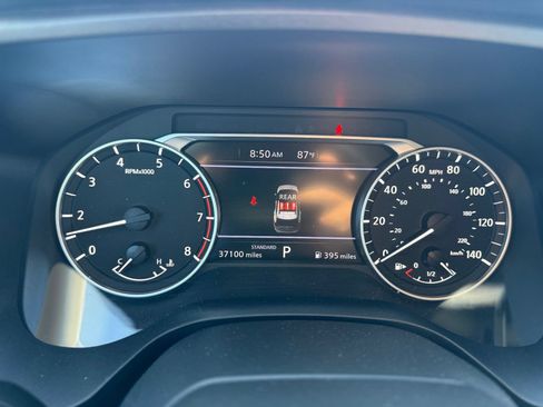 Certified 2025 Nissan Rogue SV FWD image 14
