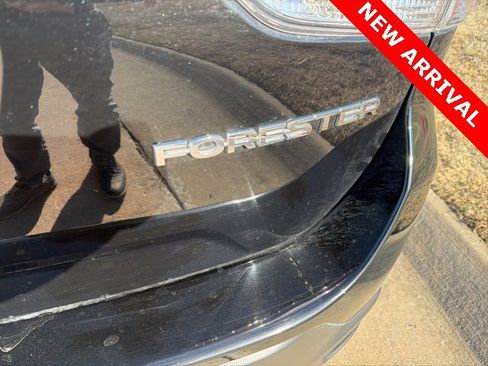 Used 2019 Subaru Forester Limited image 6