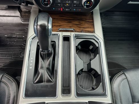 Used 2020 Ford F150 Lariat w/ Equipment Group 502A Luxury image 19