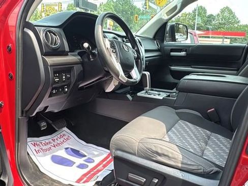 Used 2018 Toyota Tundra SR5 w/ SR5 Upgrade Package image 7