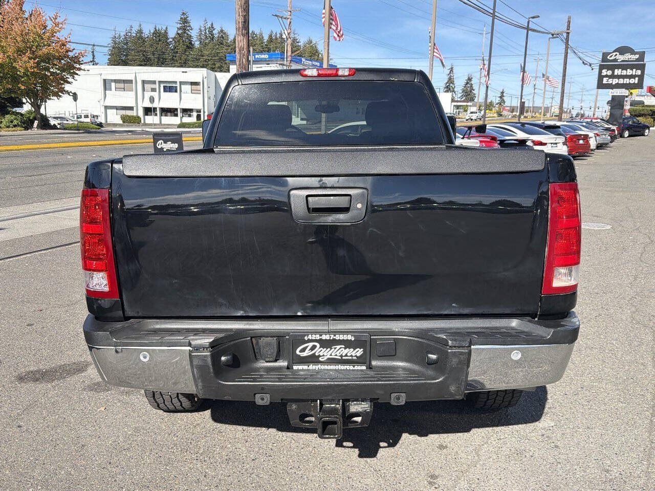 Used 2014 GMC Sierra 2500 SLE w/ SLE Preferred Package AWD/4WD image 5
