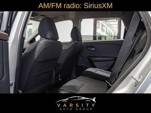 Used 2022 Nissan Rogue SV image 11