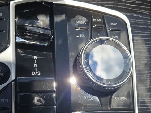 Used 2025 BMW X5 M60i AWD/4WD image 37