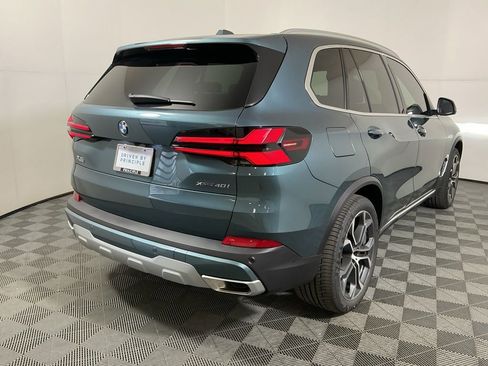 New 2026 BMW X5 xDrive40i w/ Climate Comfort Package image 5