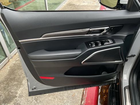 Used 2025 Kia Telluride SX Prestige X-Pro image 12