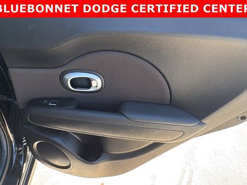 Used 2017 Kia Soul image 24