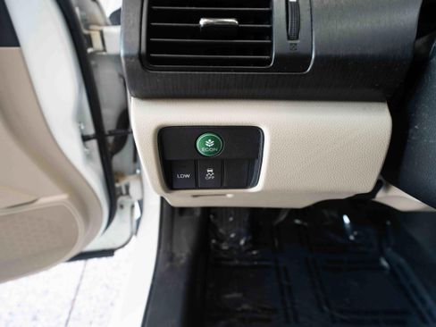 Used 2013 Honda Accord EX-L image 11