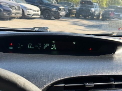 Used 2011 Toyota Prius Three image 10