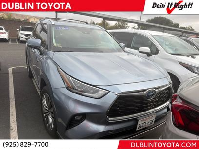 Used 2021 Toyota Highlander Platinum