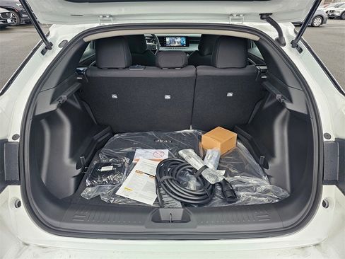 New 2026 Nissan Leaf image 20