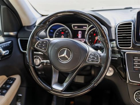 Used 2018 Mercedes-Benz GLS 450 4MATIC image 20