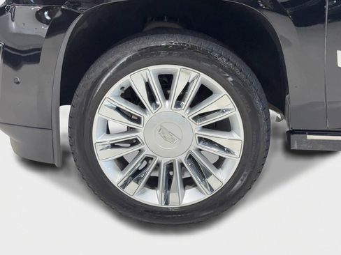 Used 2019 Cadillac Escalade Platinum image 39