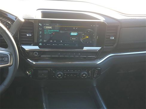 Used 2025 Chevrolet Silverado 2500 LT image 16