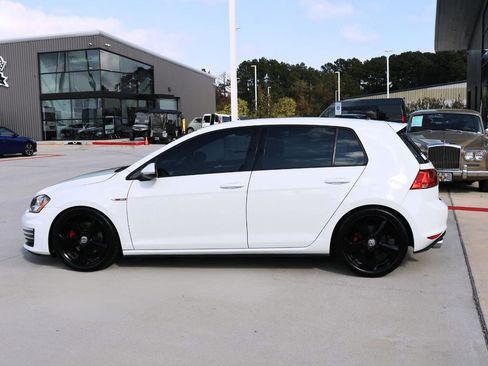 Used 2016 Volkswagen GTI S image 2