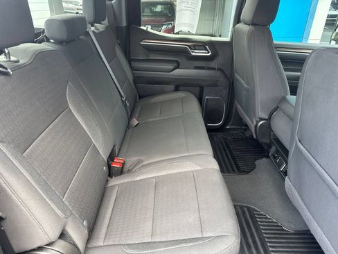 Used 2024 Chevrolet Silverado 1500 LT AWD/4WD image 15