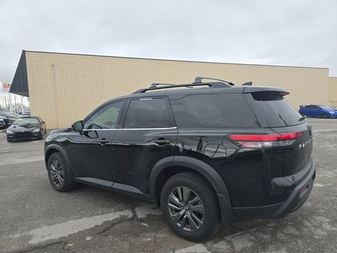 Used 2022 Nissan Pathfinder SV image 7