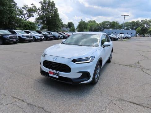 New 2026 Honda HR-V LX image 1