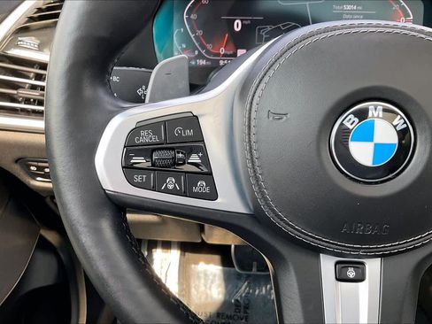 Used 2022 BMW X7 xDrive40i w/ M Sport Package AWD/4WD image 23