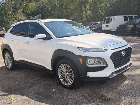 Used 2021 Hyundai Kona SEL Plus AWD/4WD image 11