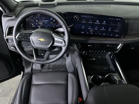 New 2026 Chevrolet Suburban LT w/ Comfort Package AWD/4WD image 20
