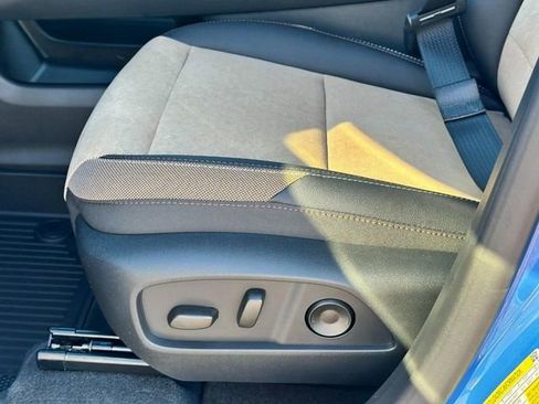 New 2026 Chevrolet Equinox ACTIV w/ LPO, Floor Liner Package image 10