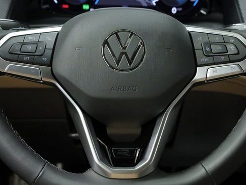 New 2026 Volkswagen Atlas Cross Sport SEL R-Line image 11