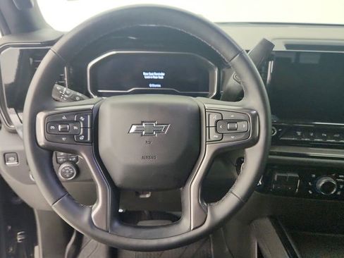 Used 2025 Chevrolet Silverado 2500 ZR2 w/ Technology Package AWD/4WD image 19