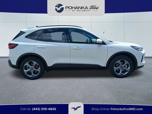 Used 2025 Ford Escape ST-Line Select w/ Tech Pack #1 AWD/4WD image 4
