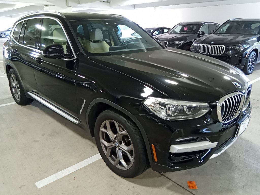 Used 2021 BMW X3 xDrive30i w/ Premium Package AWD/4WD image 3